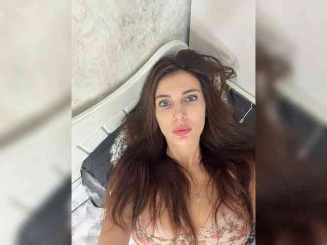 Lunatic_Girl webcam