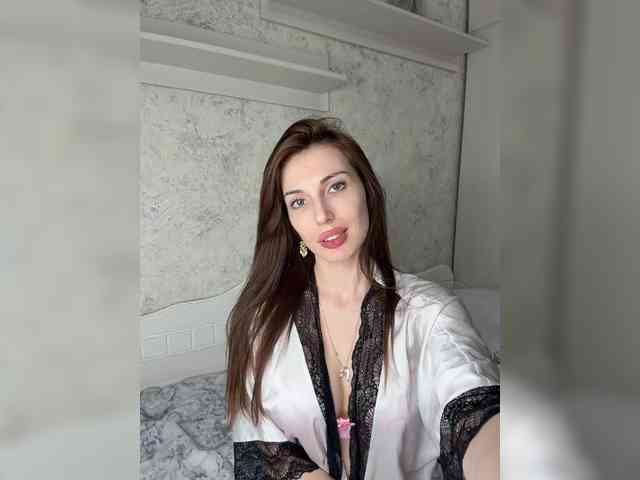 Lindseya Live Webcam on BongaCams