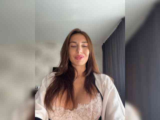Lindseya Live Webcam on BongaCams