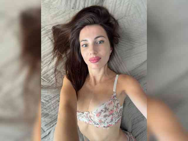 Lunatic_Girl webcam