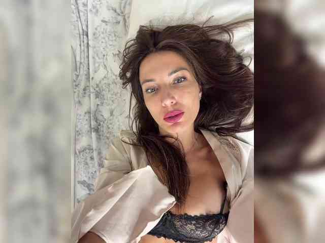 Lunatic_Girl webcam