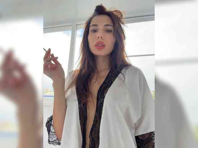 Lunatic_Girl