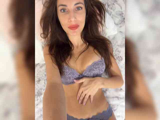 Lunatic_Girl webcam