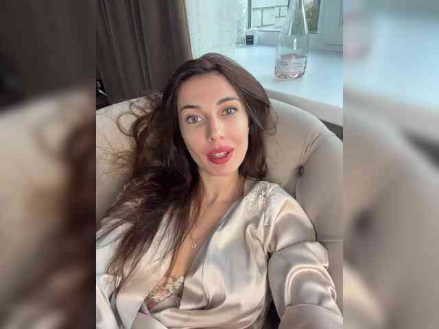 Lunatic_Girl webcam