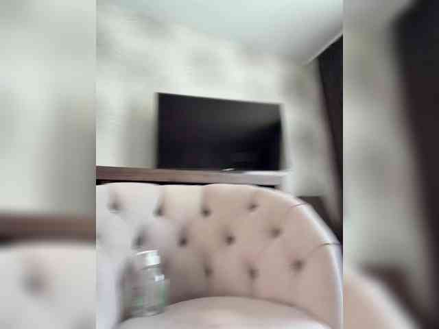 Lindseya webcam