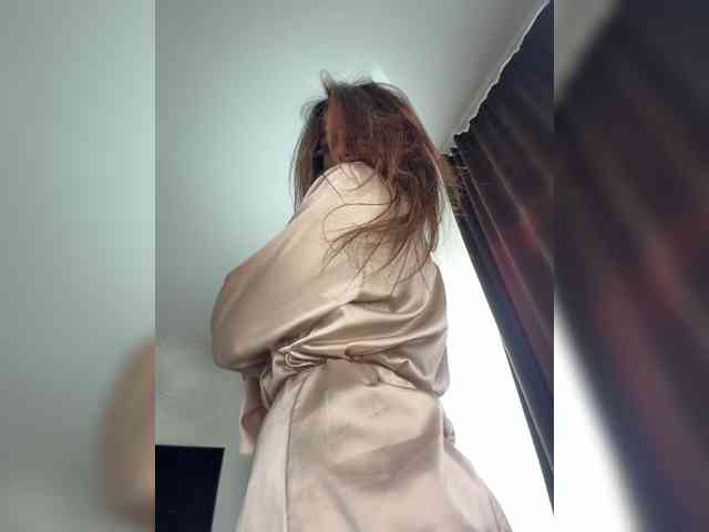 Lunatic_Girl webcam