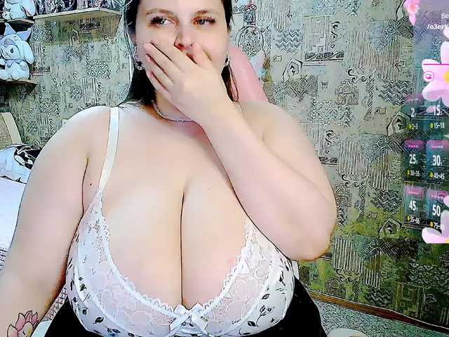 SinfulWhisper live webcam show