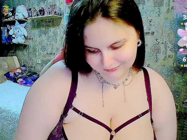SinfulWhisper live cam on BongaCams