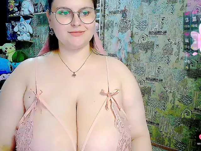 SinfulWhisper live cam on BongaCams