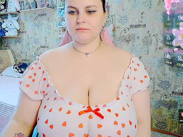 SinfulWhisper live webcam show