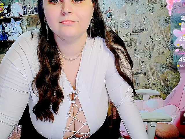 SinfulWhisper live webcam show