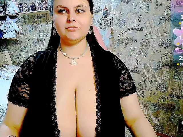 SinfulWhisper live cam on BongaCams