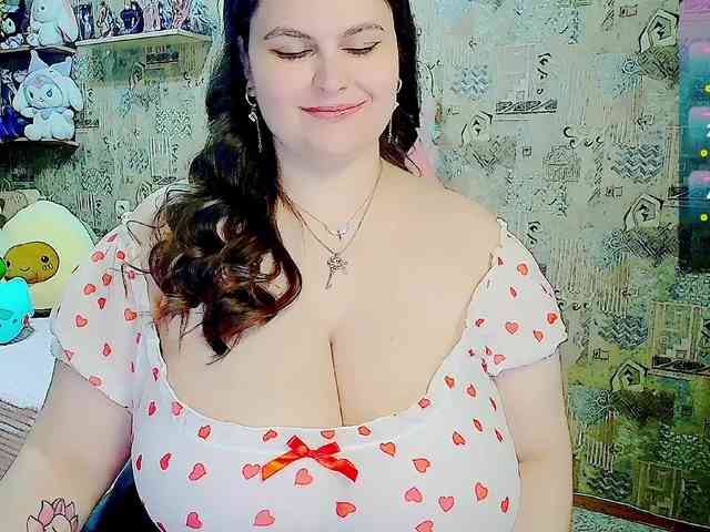 SinfulWhisper webcam