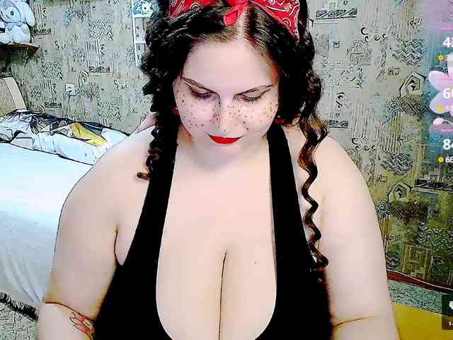 SinfulWhisper webcam