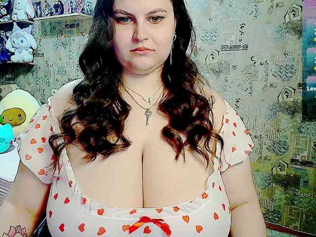 SinfulWhisper webcam