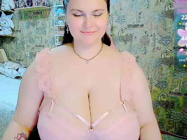 SinfulWhisper webcam
