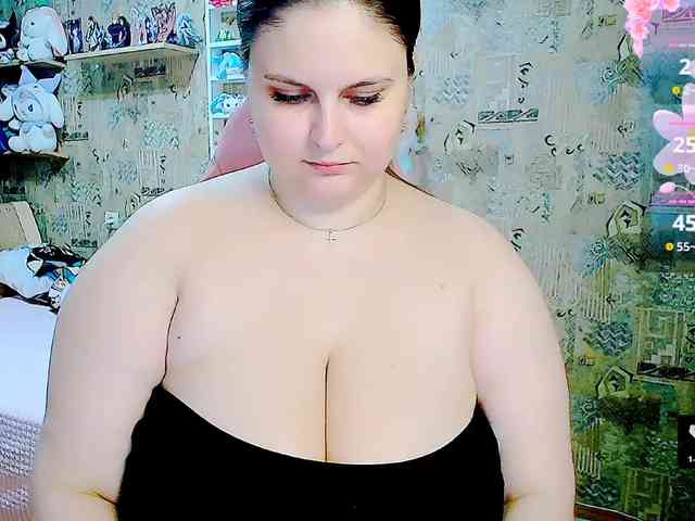 SinfulWhisper webcam
