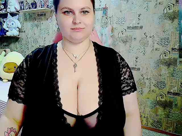 SinfulWhisper webcam