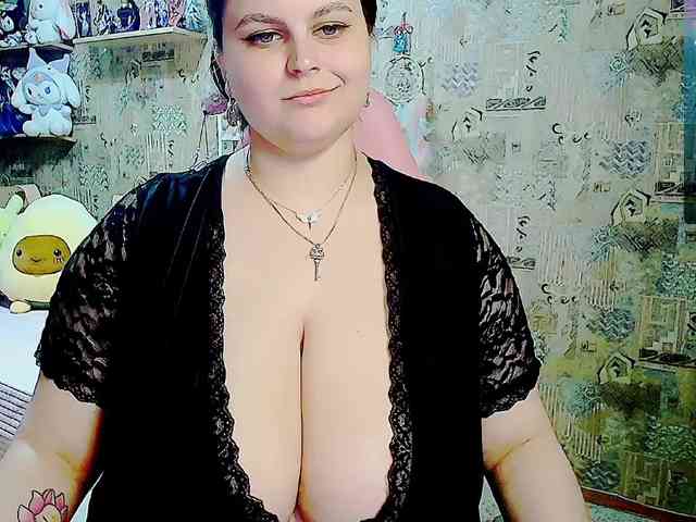 SinfulWhisper webcam