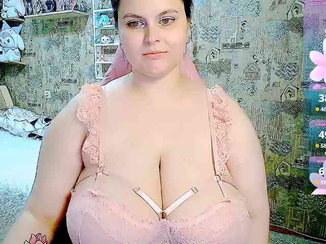 SinfulWhisper webcam