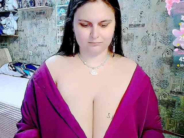 SinfulWhisper webcam