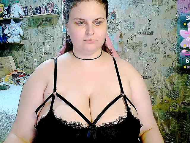 SinfulWhisper webcam