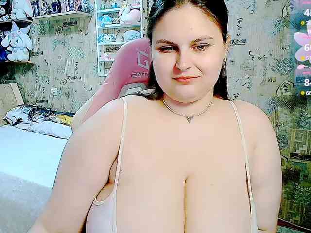 SinfulWhisper webcam