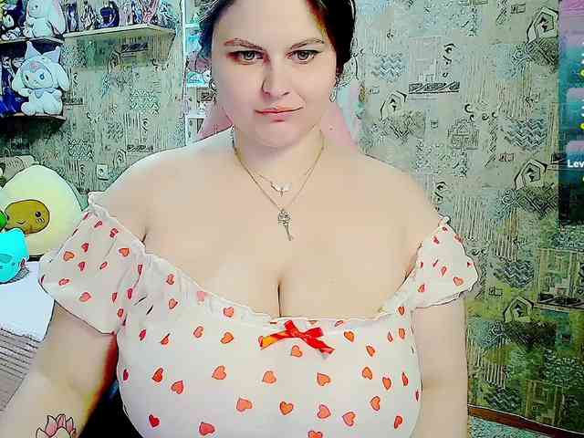 SinfulWhisper webcam