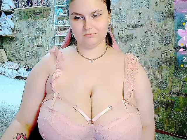 SinfulWhisper webcam