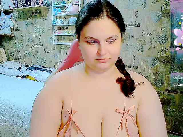 SinfulWhisper webcam