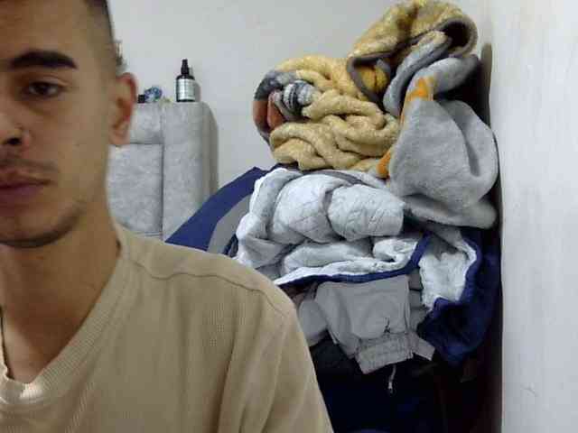 Mathiasandjake69 Live Webcam on BongaCams