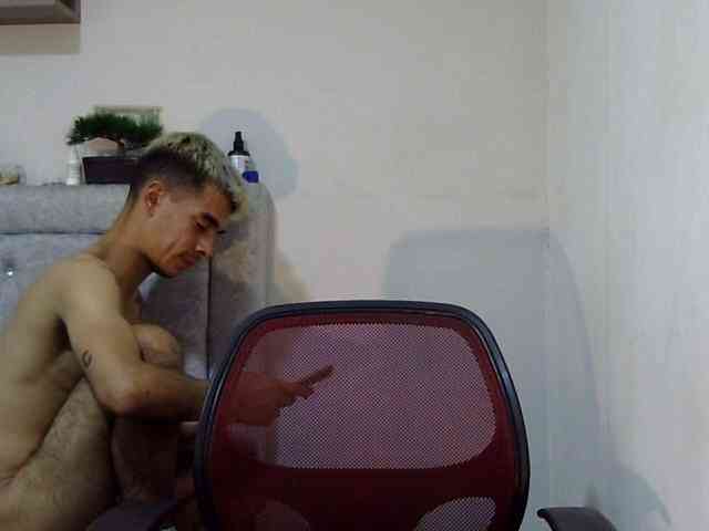Mathiasandjake69