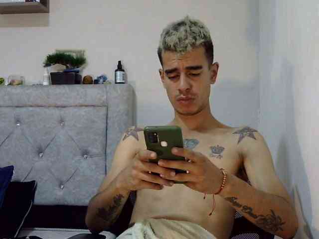 Mathiasandjake69 Mathiasandjake69