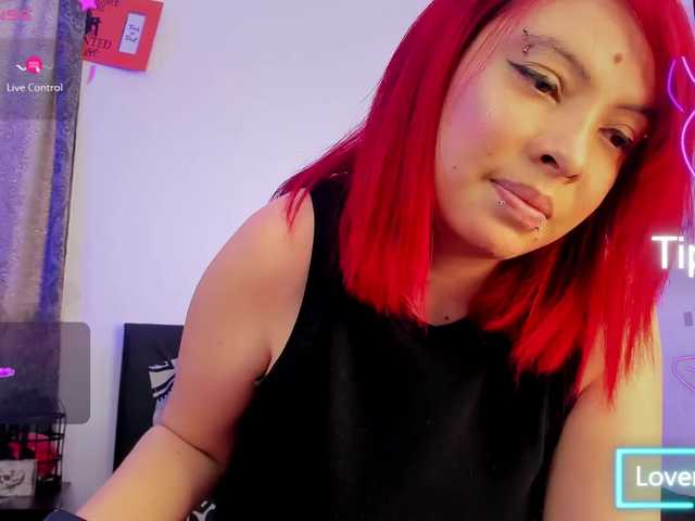 Natashayuu live cam preview