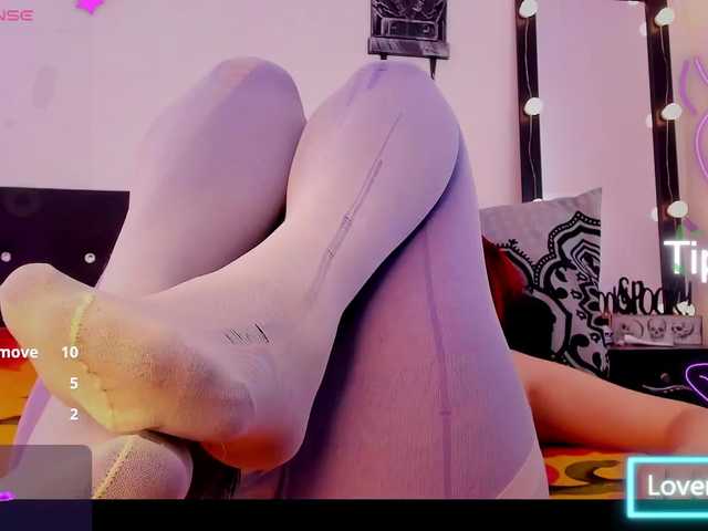 Natashayuu live cam on BongaCams