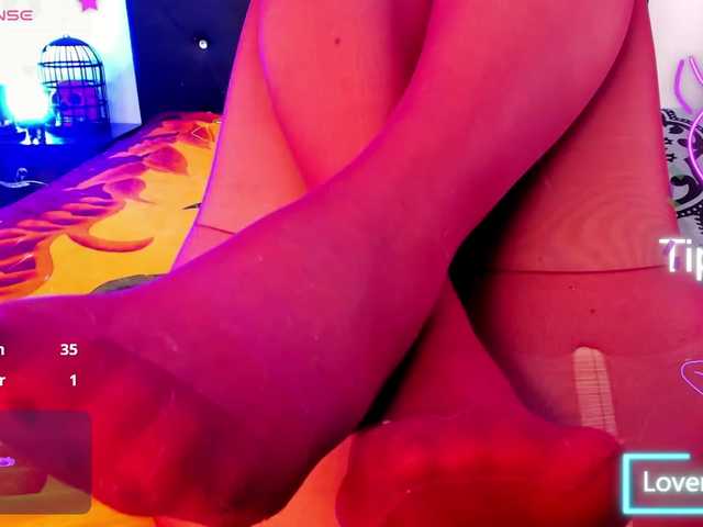 Natashayuu live cam on BongaCams