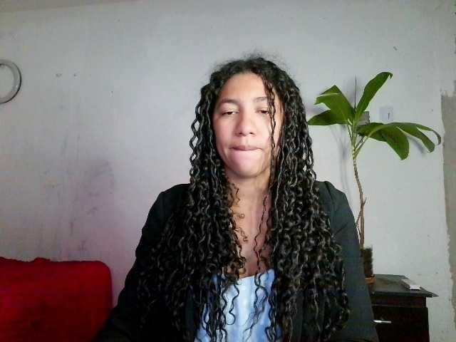 Bellacrespa live webcam show