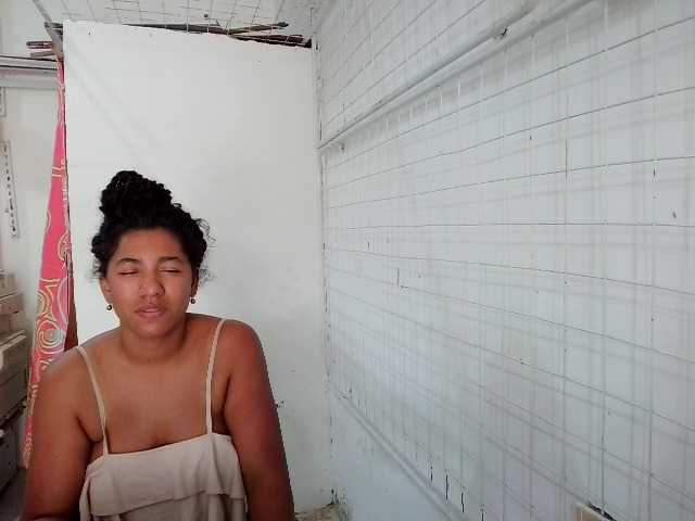 Bellacrespa live cam preview