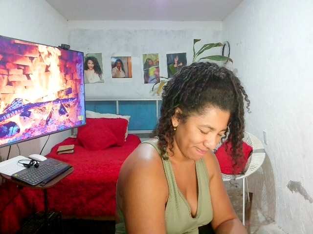 Bellacrespa live cam
