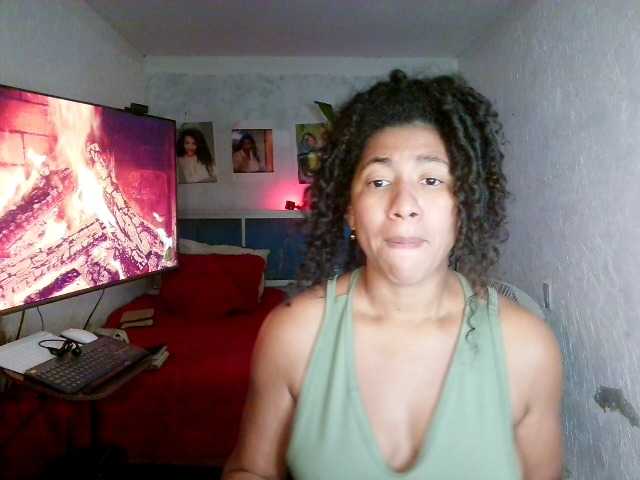 Bellacrespa live cam