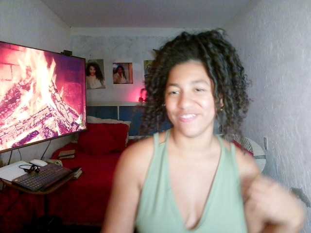 Bellacrespa live cam