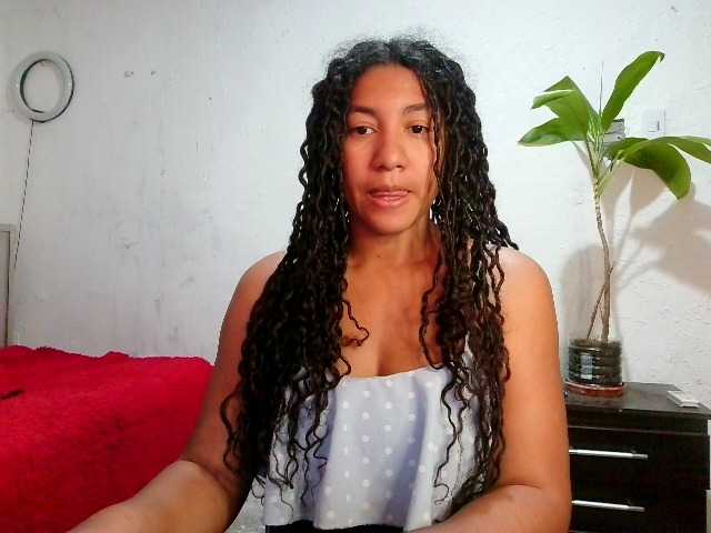 Bellacrespa live webcam show