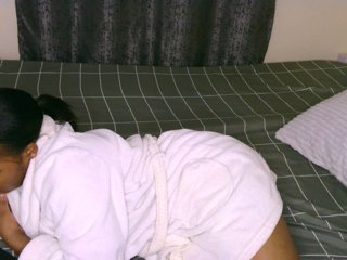 Cece-16's Live Webcam