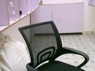 Cece-16's Live Webcam