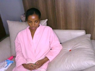 Cece-16's Live Webcam
