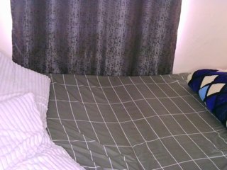 Cece-16's Live Webcam