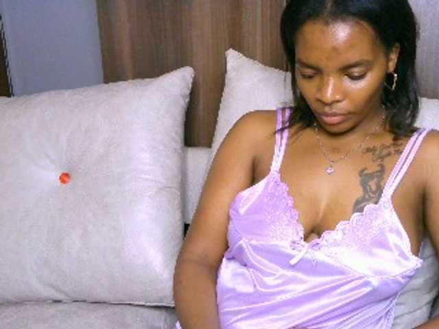 Cece-16 live cam on BongaCams