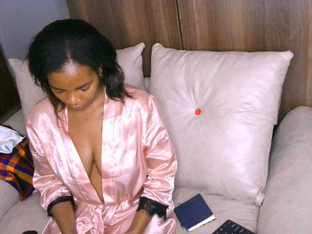 Cece-16 canlı kamera: BongaCams