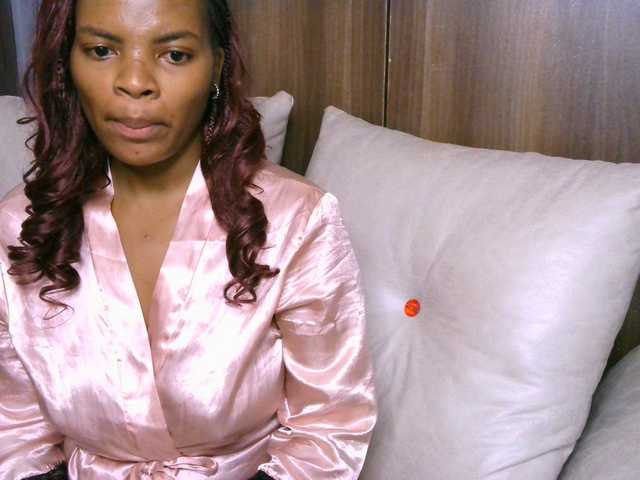 Cece-16 live cam on BongaCams