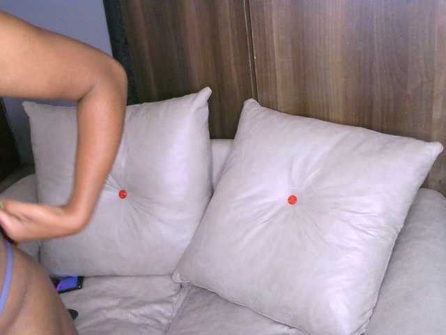 Cece-16 live webcam show